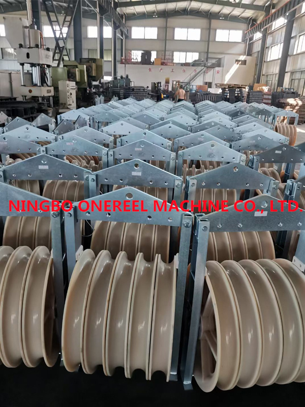 Fiber Optic Stringing Blocks 