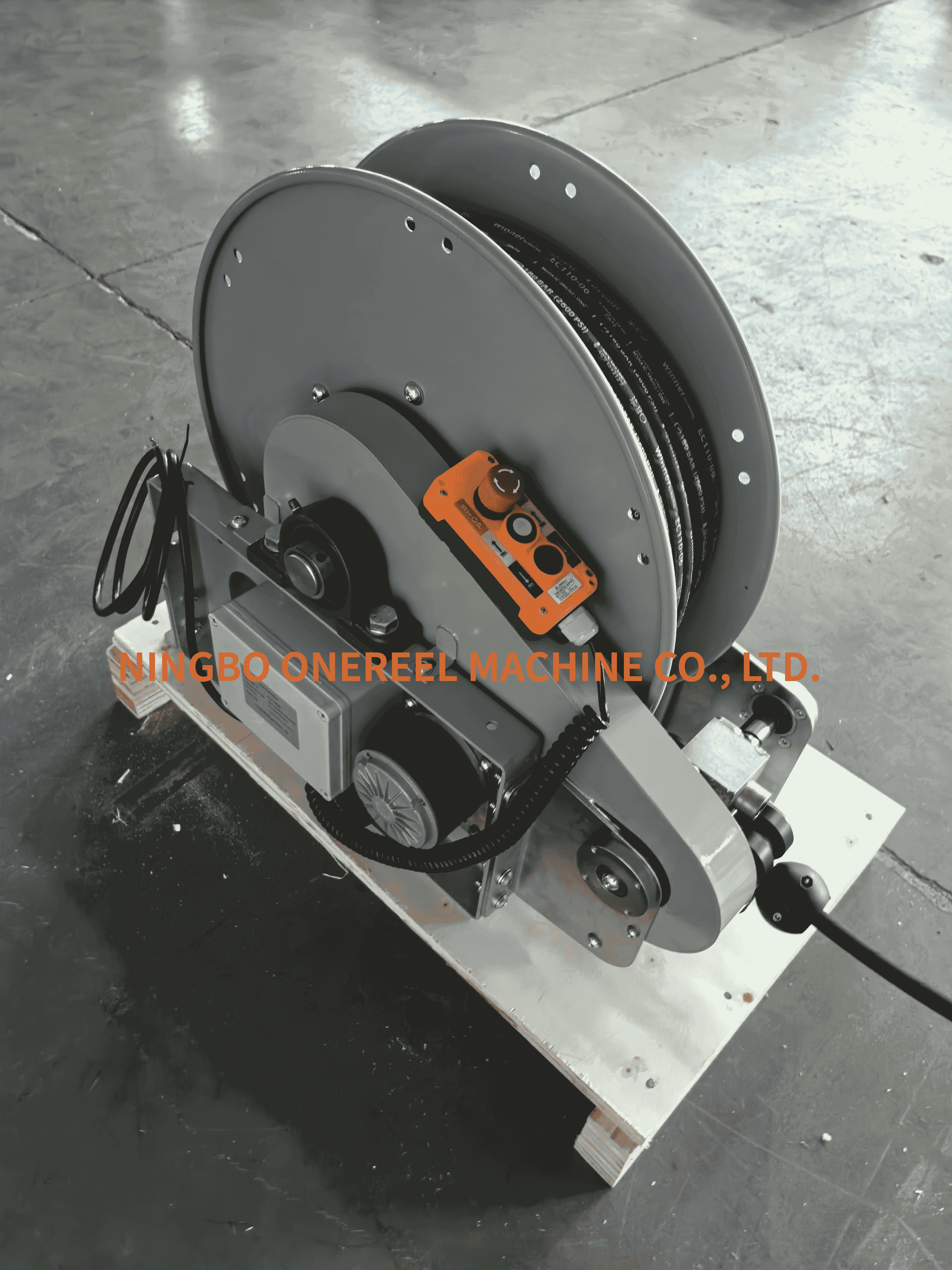 Shipment of ONEREEL Electric Hose Reel with Guide Roller